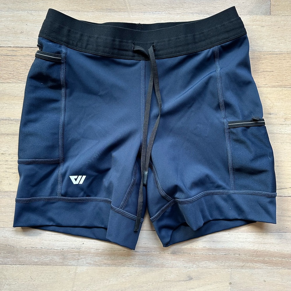 Wolaco Distance Half Tights - Navy Blue w/Black